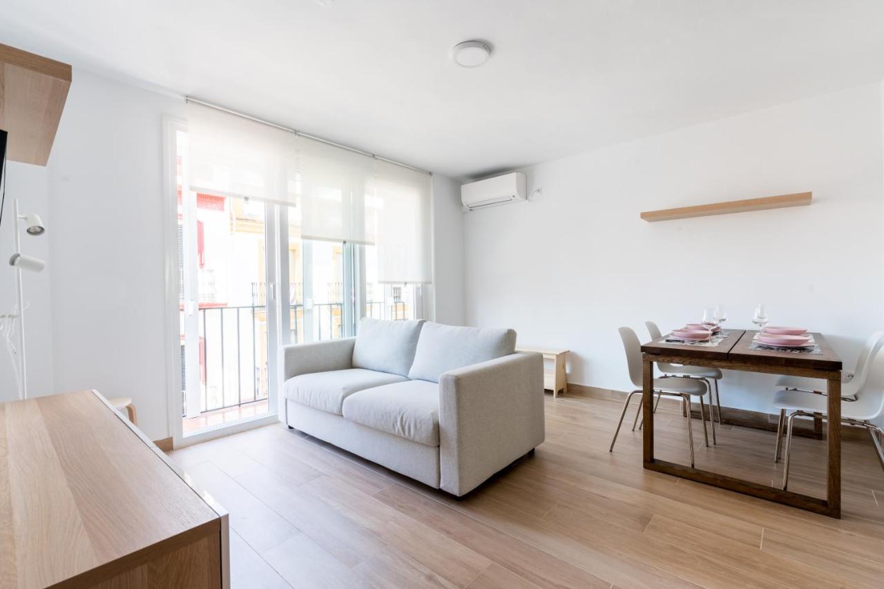 Holi-Rent Pureza Apartamento Sevilha Exterior foto
